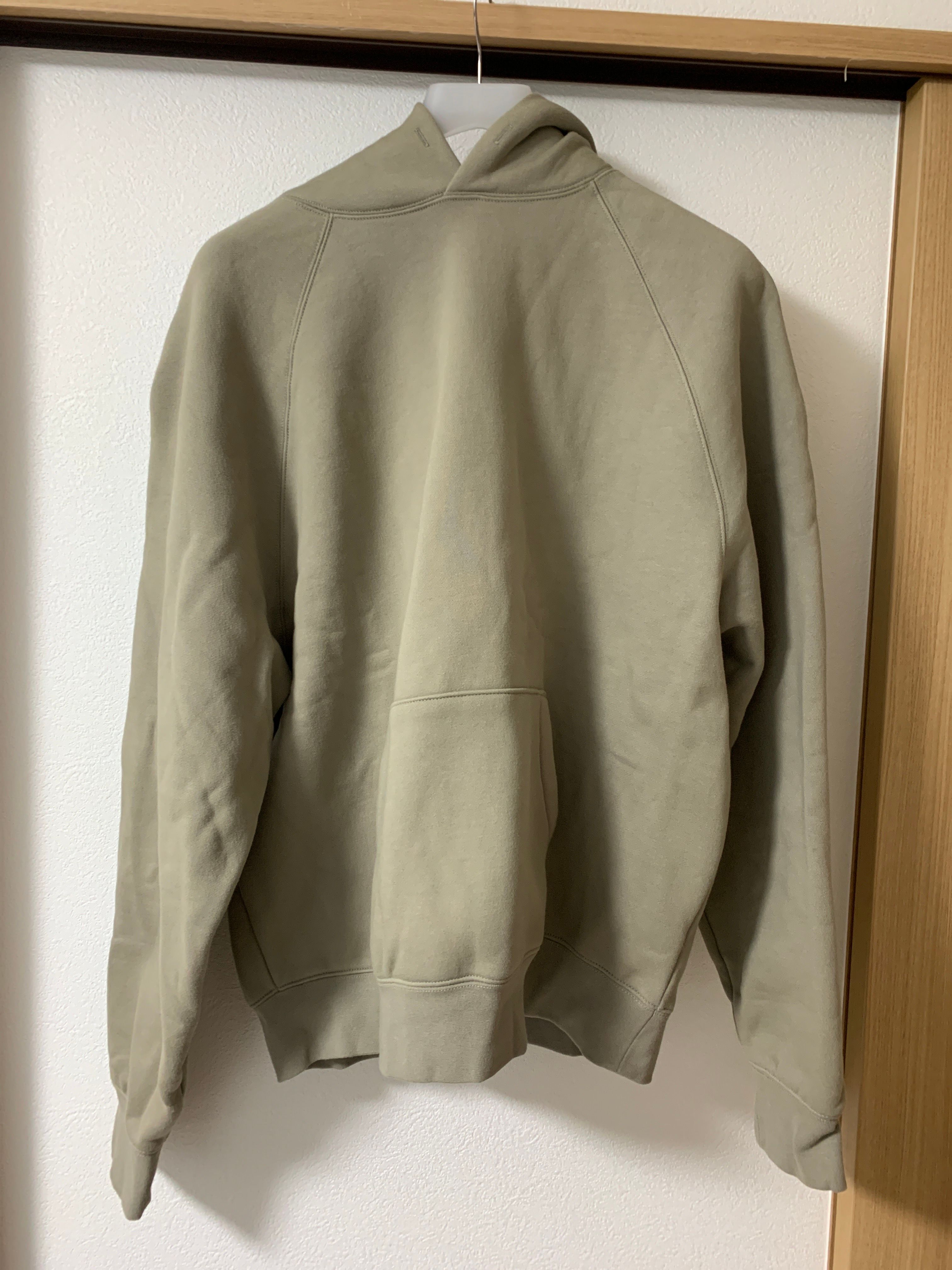 FEAR OF GOD ESSENTIALS PULLOVER HOODIE "Pistachio"