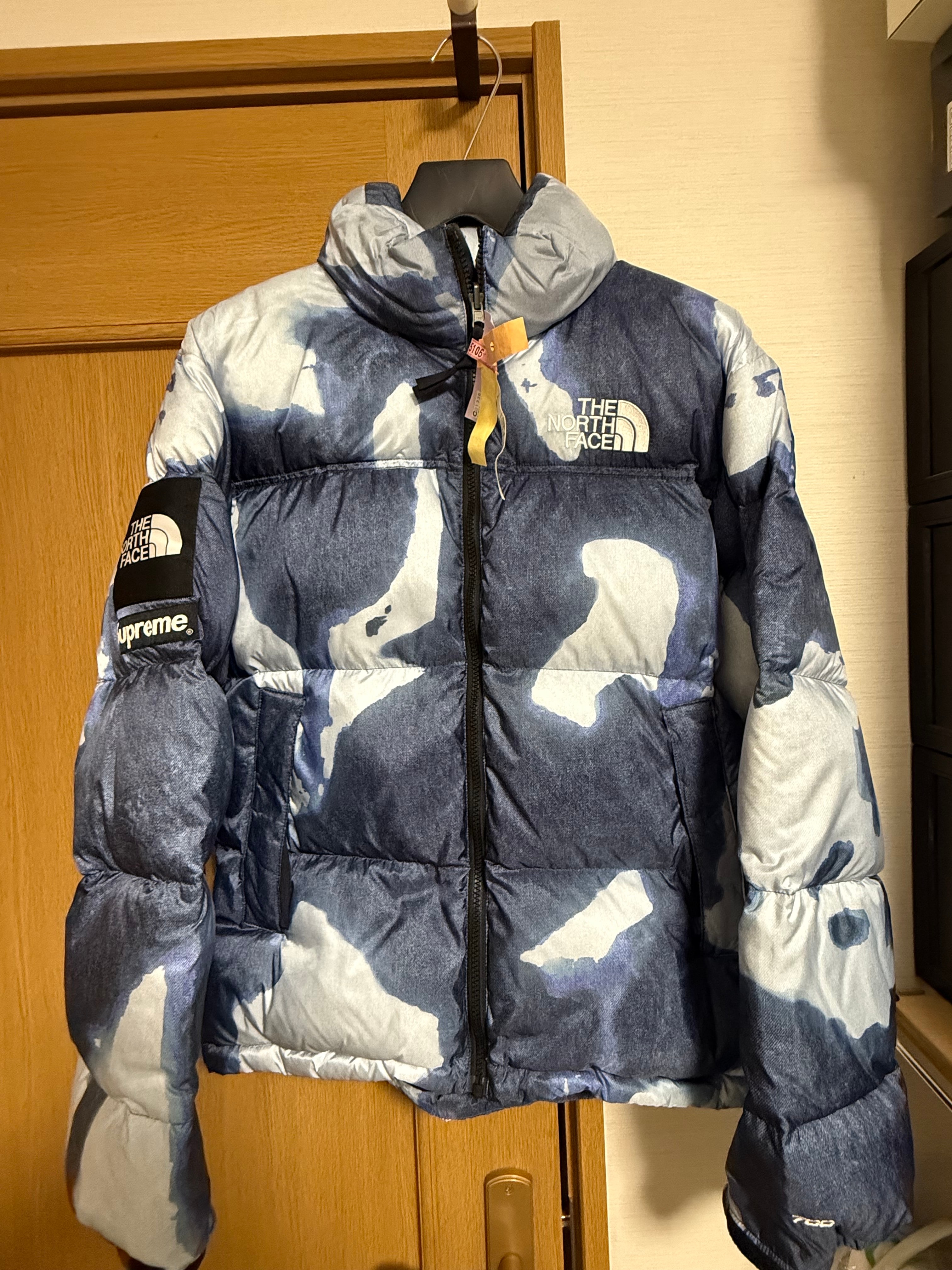 Supreme x The North Face Bleached Denim Print Nuptse Jacket "Indigo"
