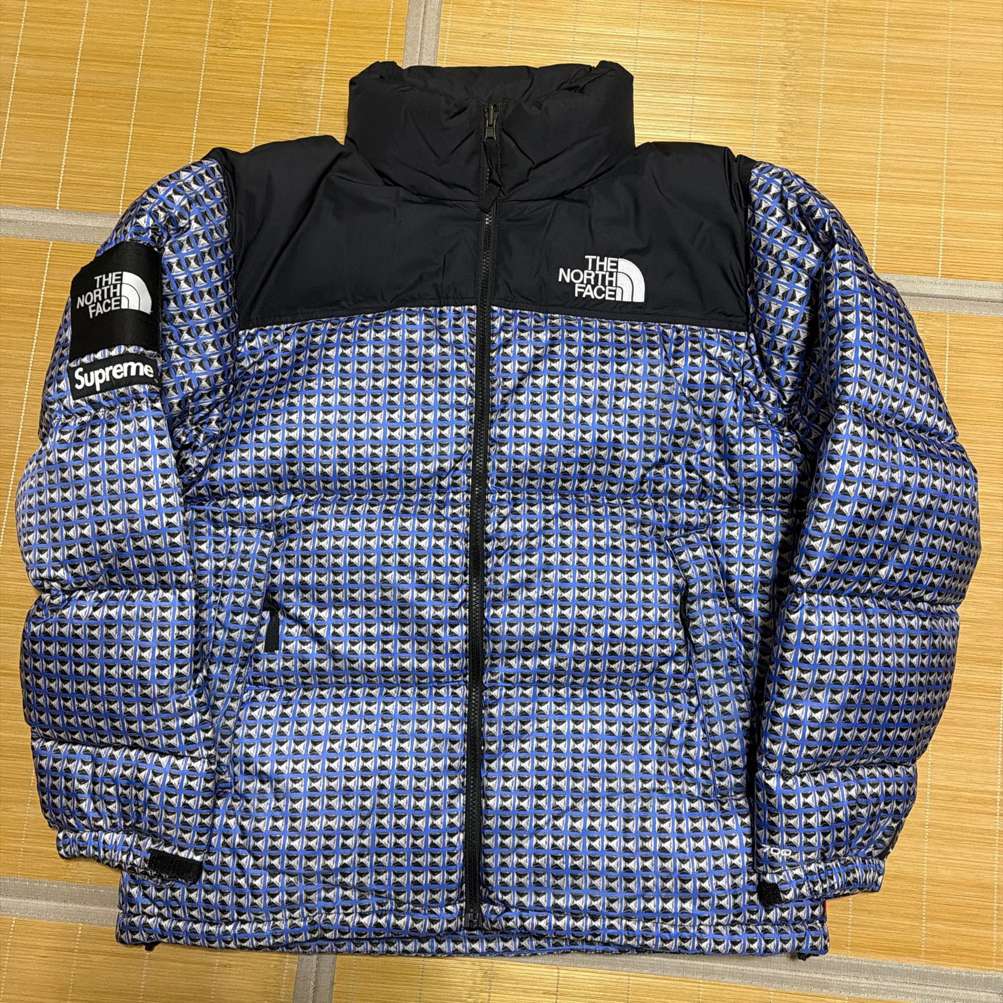 Supreme x The North Face Studded Nuptse Jacket "Royal"