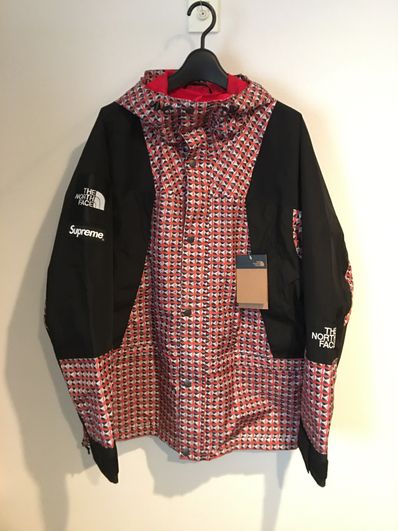 Supreme x The North Face Studded Mountain Light Jacket "Red"