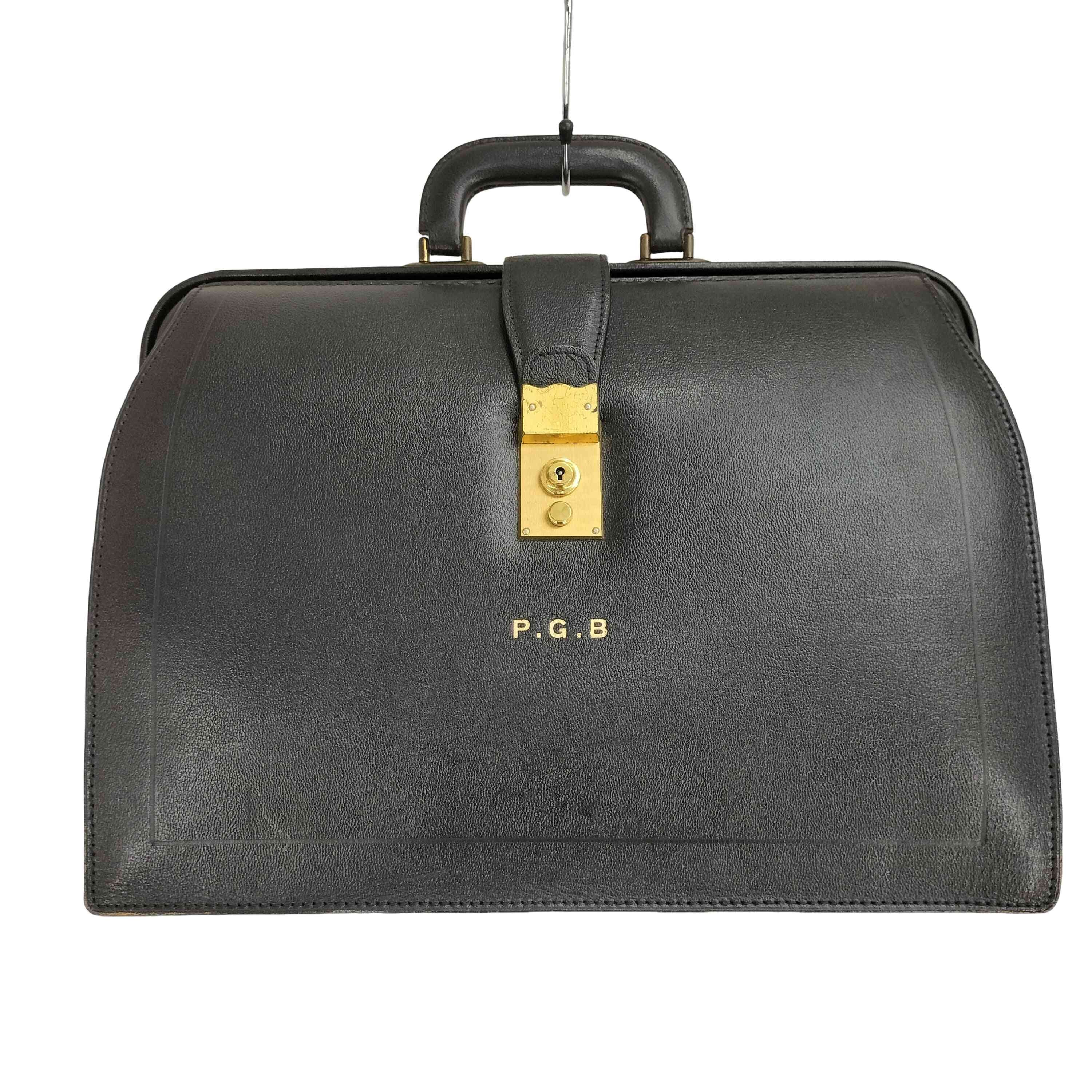 P.G.B. レザー ダレスバック【1141195324744】