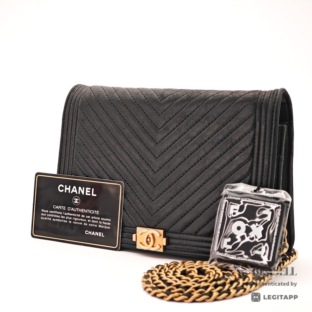 CHANEL シャネル 25434499 ウォレットチェーン Lambskin Leather レディース