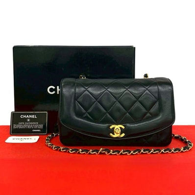 CHANEL シャネル ダイアナ ココマーク ラムスキン ショルダーバッグ ブラック
389-1