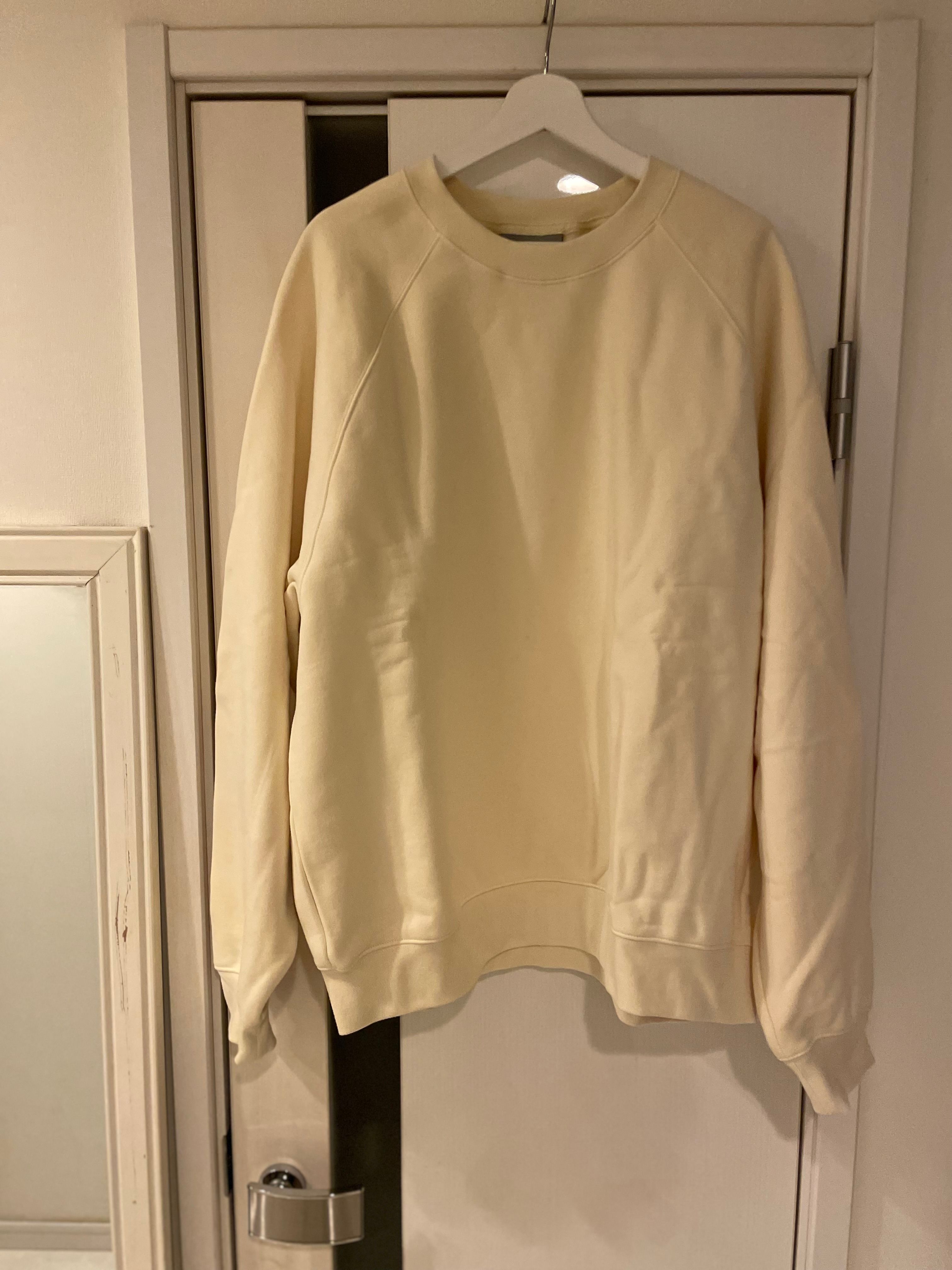FEAR OF GOD ESSENTIALS Pull-Over Crewneck "Butter cream"