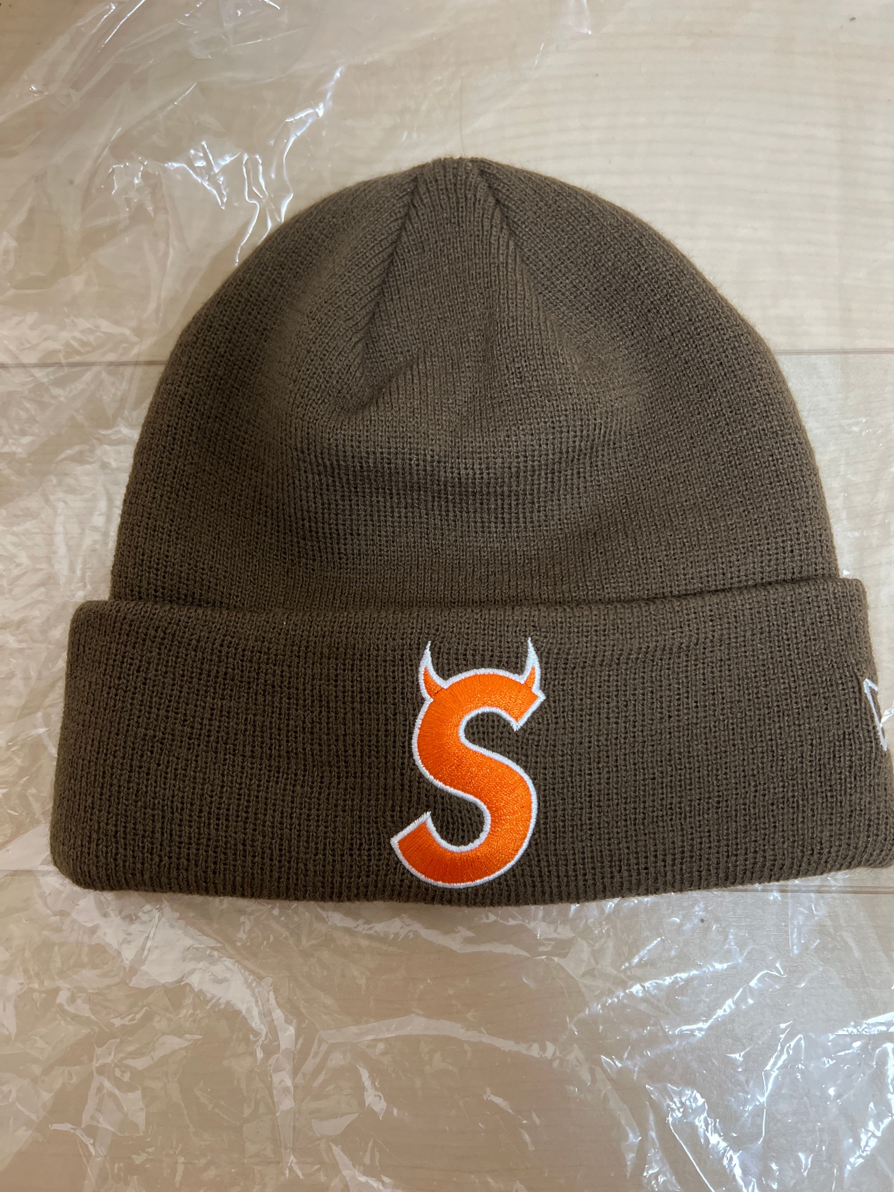 Supreme New Era S Logo Beanie "Brown" (22FW)