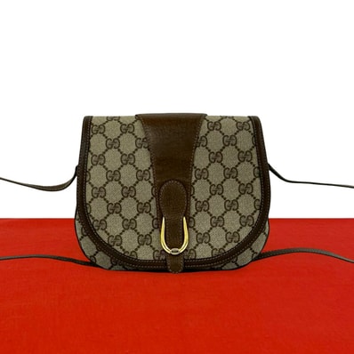 GUCCI グッチ GG ロゴ 金具 PVC レザー ショルダーバッグ ブラウン
62140