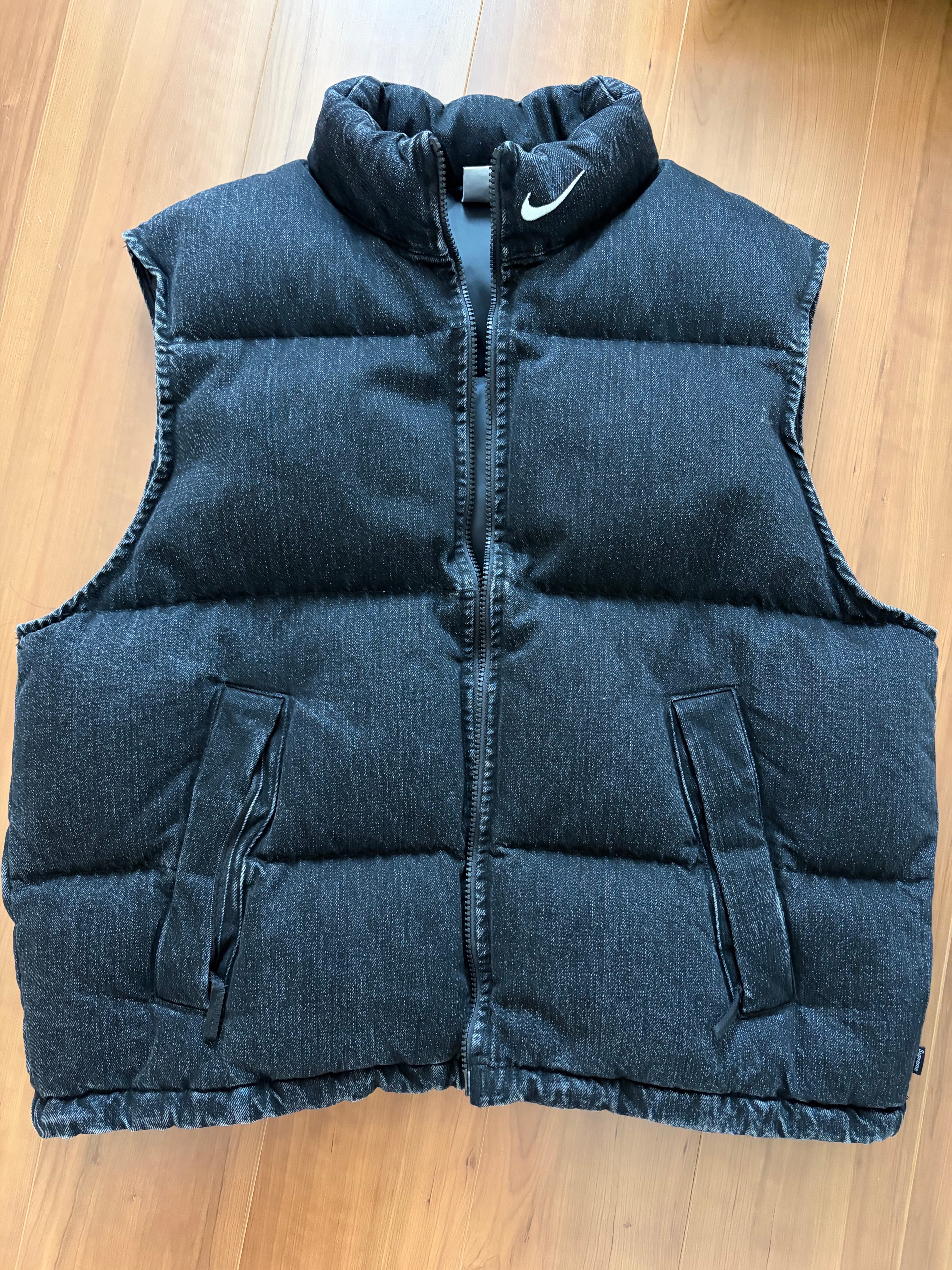 Supreme x Nike Denim Puffer Vest "Black"