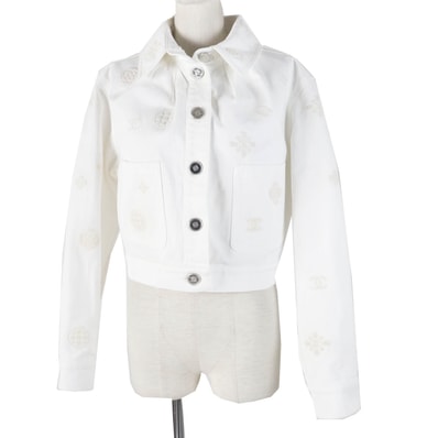 極美品 シャネル
デニムジャケット ホワイト レディース 36 P70204