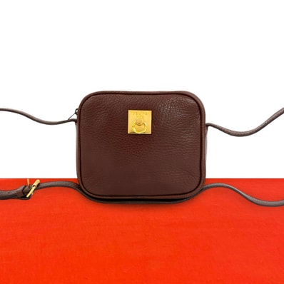CELINE セリーヌ ロゴ ガンチーニ 金具 レザー ショルダーバッグ ブラウン
67268
