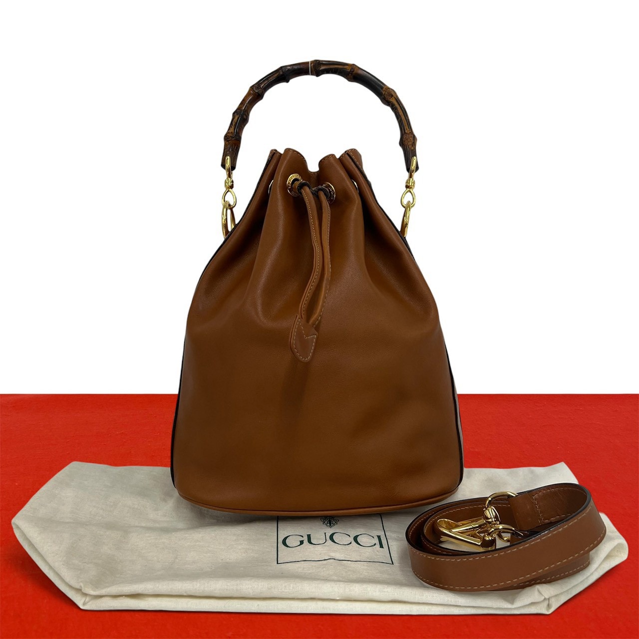 GUCCI グッチ バンブー ロゴ 金具 レザー ショルダーバッグ ブラウン
 41762