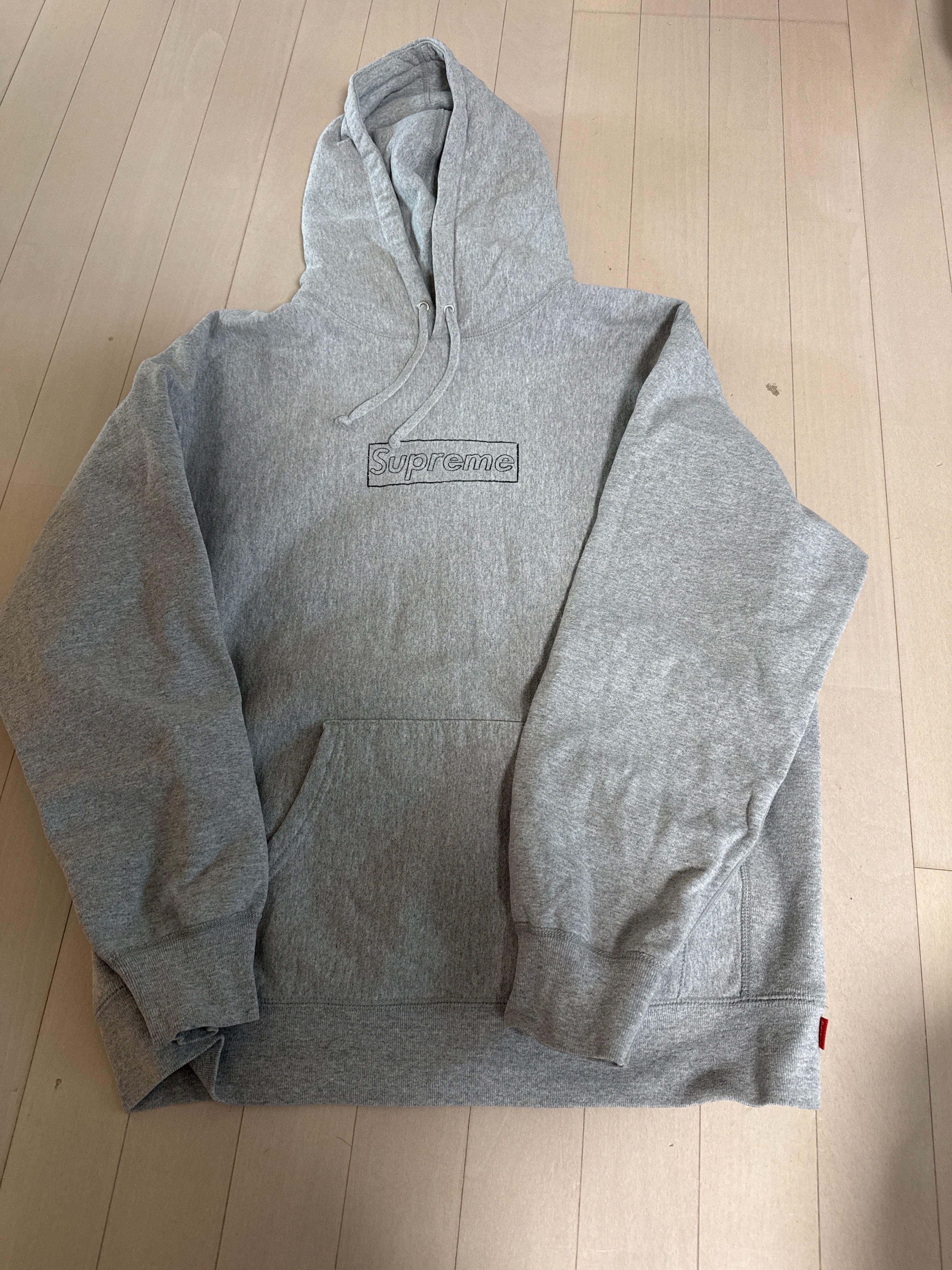 Supreme KAWS Chalk Logo Hooded Sweatshirt "Grey"(2021)