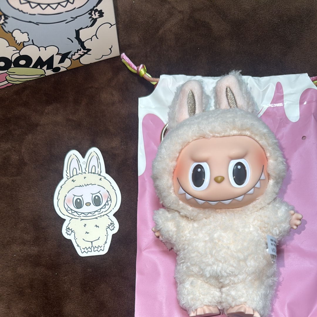 POP MART THE MONSTERS (LABUBU) Exciting Macaron Plush Series SOYMILK