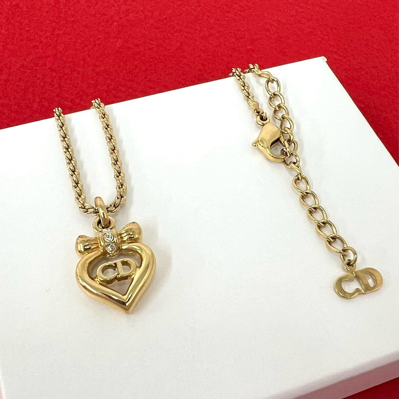 Christian Dior ディオール CD ロゴ ハート リボン モチーフ ネックレス GP ラインストーン ネックレス ゴールド
 56890