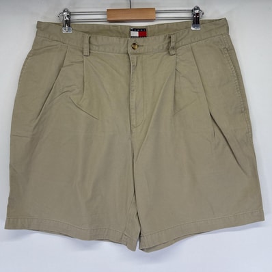古着 トミーヒルフィガー TOMMY HILFIGER ショートパンツ チノパン 大きいサイズ ワンポイント ツータック ハーフ w38 ベージュ系 メンズ