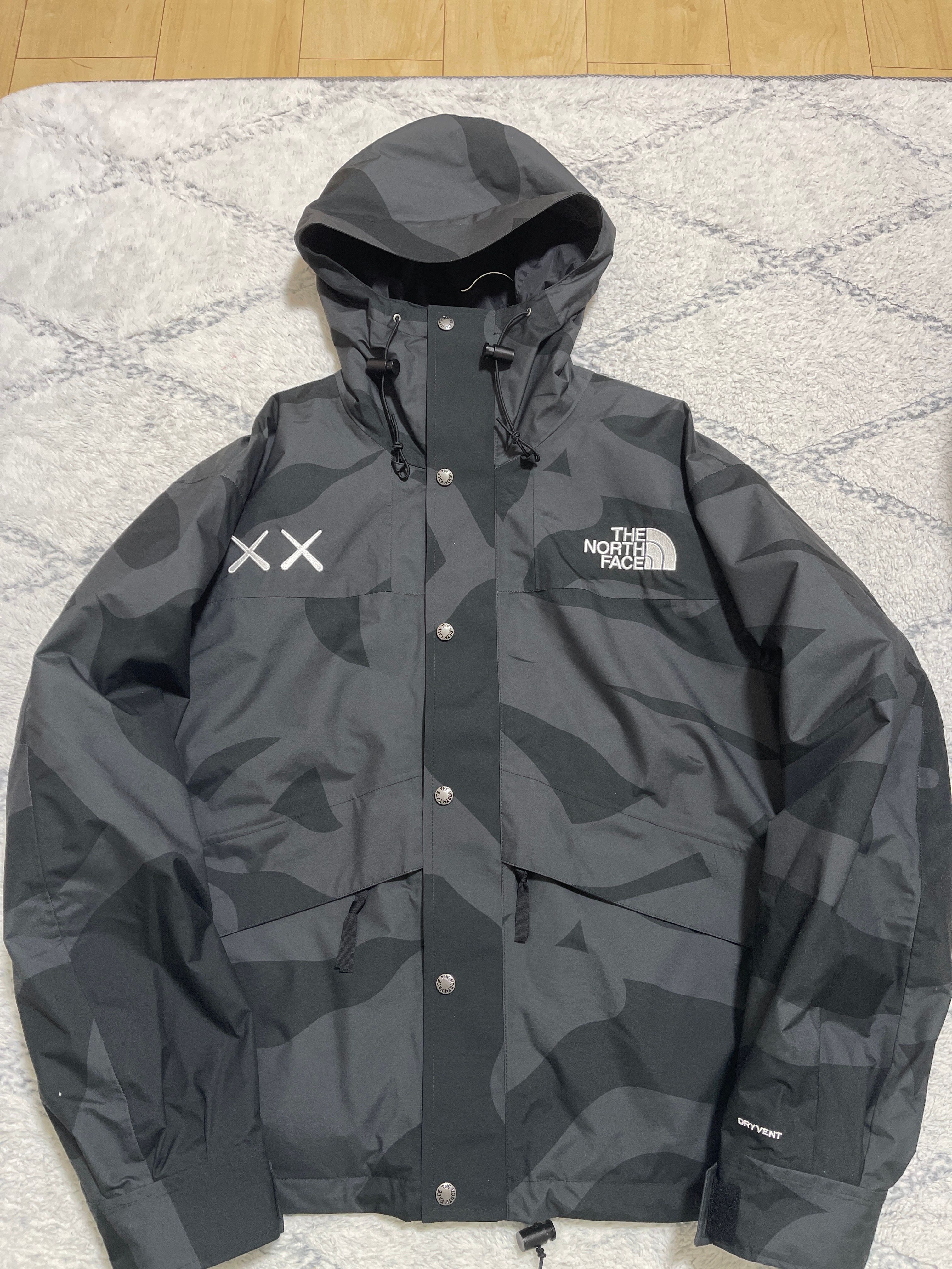 The North Face Kaws Retro 1986 Mountain Jacket "Black"