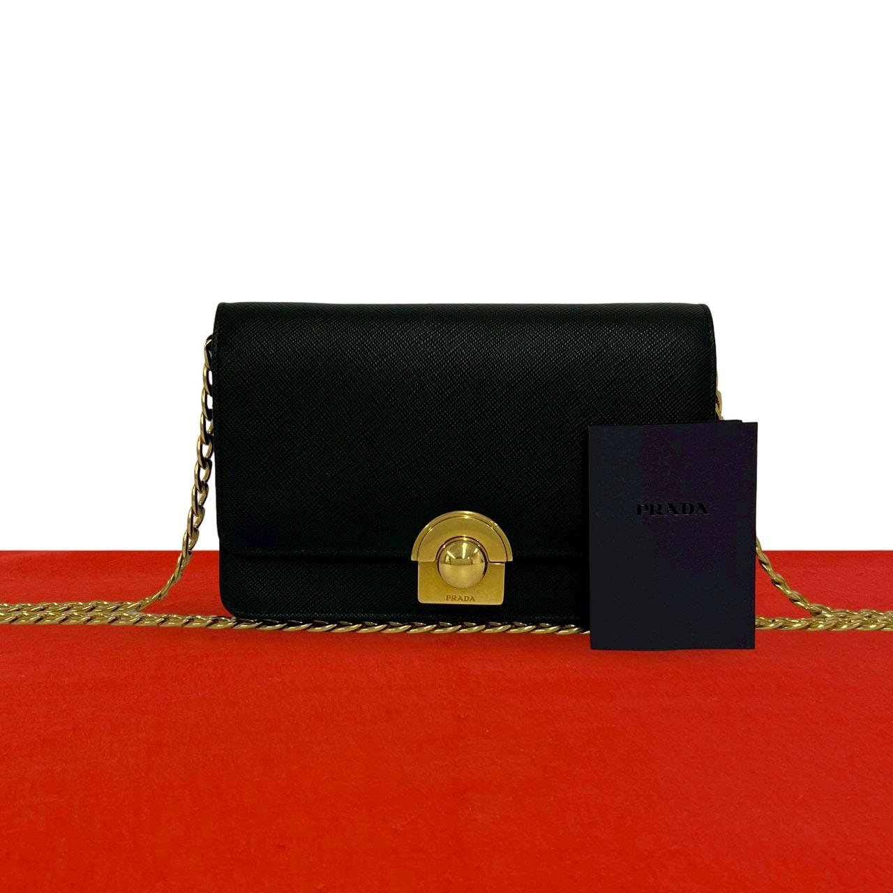 PRADA プラダ ロゴ 金具 レザー ショルダーバッグ ブラック
 52985