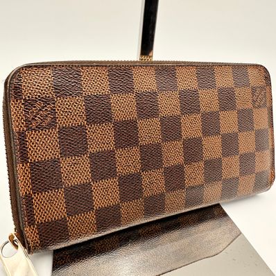 Louis Vuitton Zippy Wallet Damier