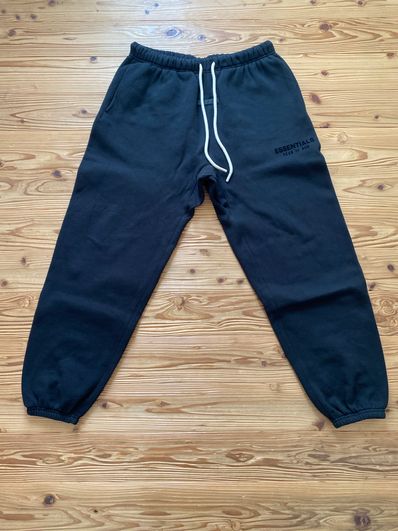 FEAR OF GOD ESSENTIALS Sweatpant "Jet Black"