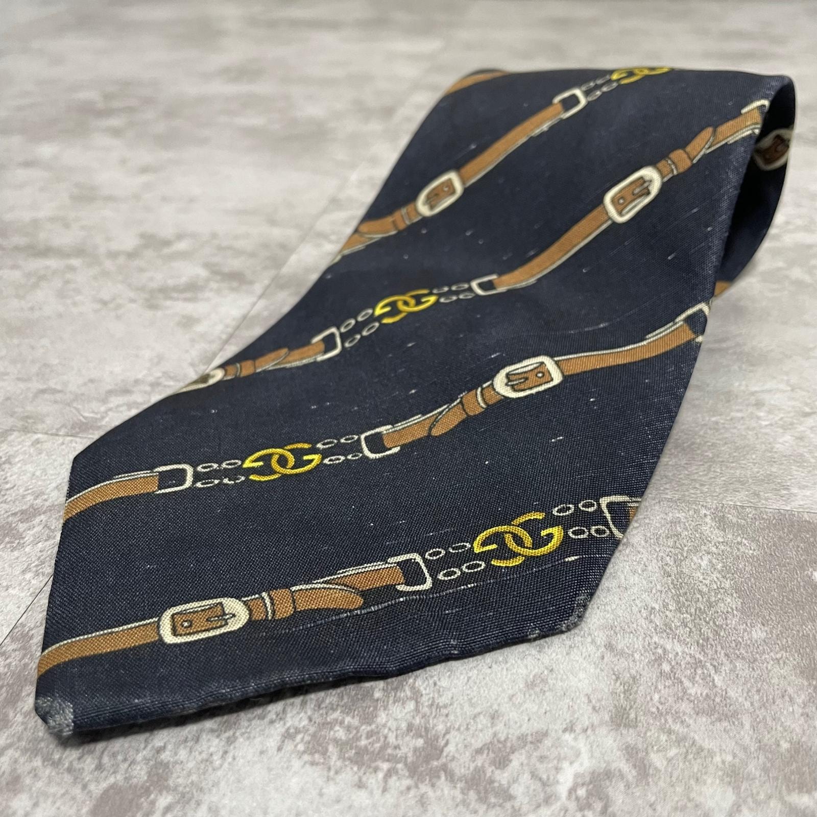 【GUCCI】グッチ インターロッキングG ベルト バックル チェーン 総柄 ネクタイ ネイビー ブラウン ゴールド シルク100% イタリア製 メンズ