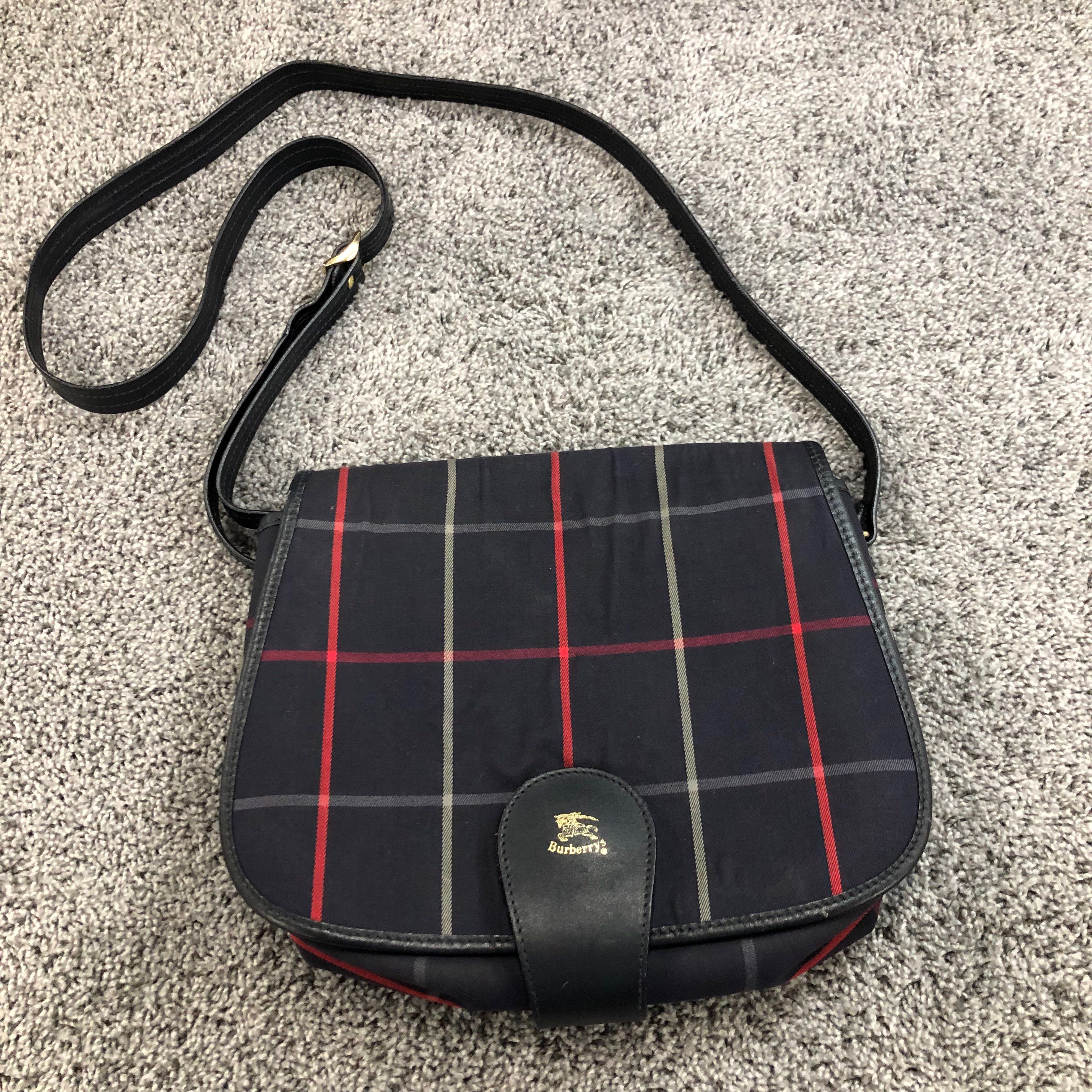 バーバリー キャンバスチェック ショルダー ネイビー