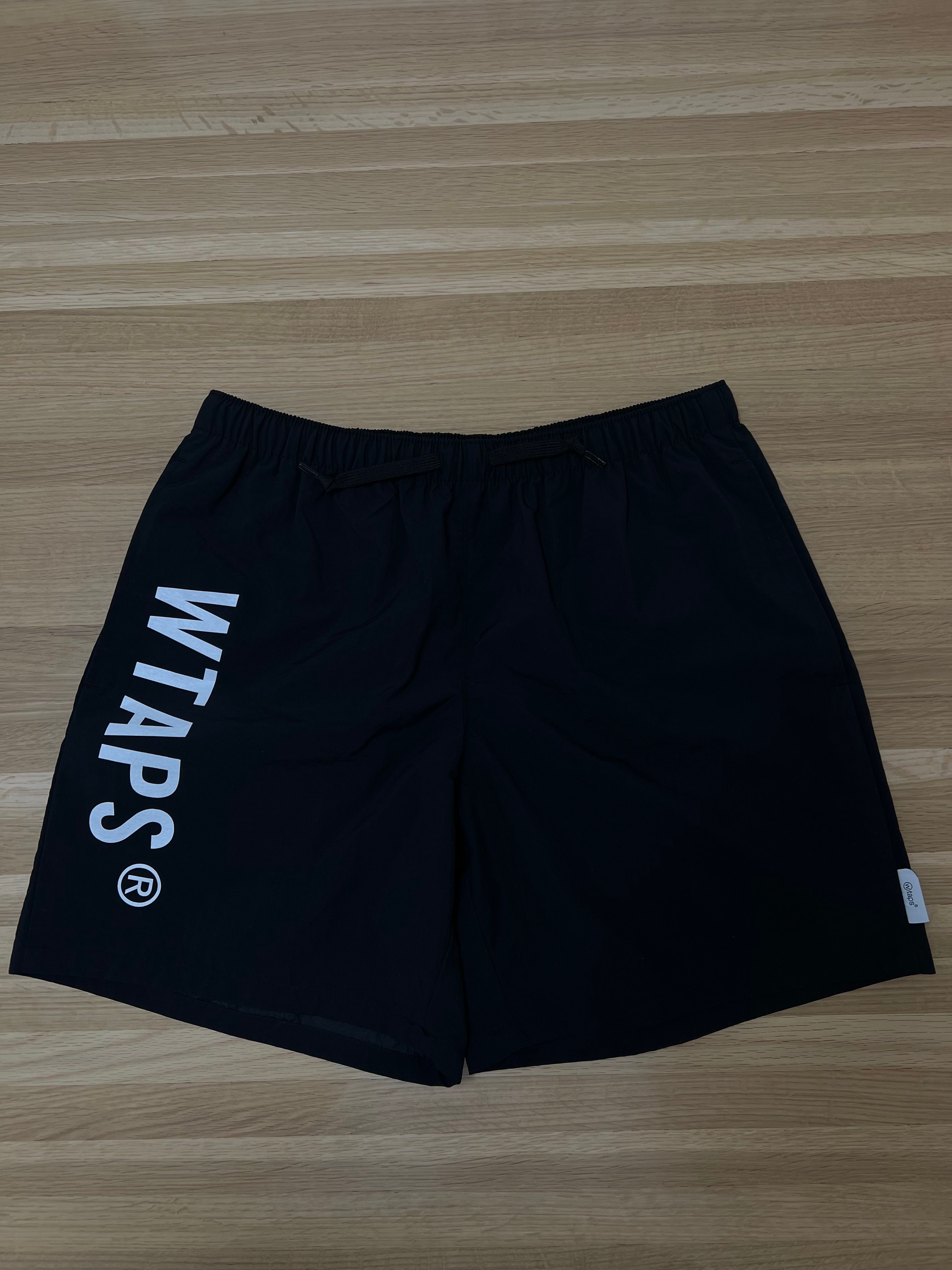 WTAPS ショートパンツ黒 WTAPS ブラックショートパンツ Mサイズ ダブル