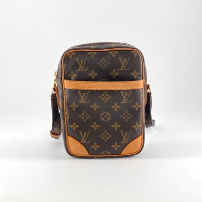 LOUIS VUITTON(ルイ・ヴィトン) ダヌーブ M45266 ショルダーバッグ ブラウン