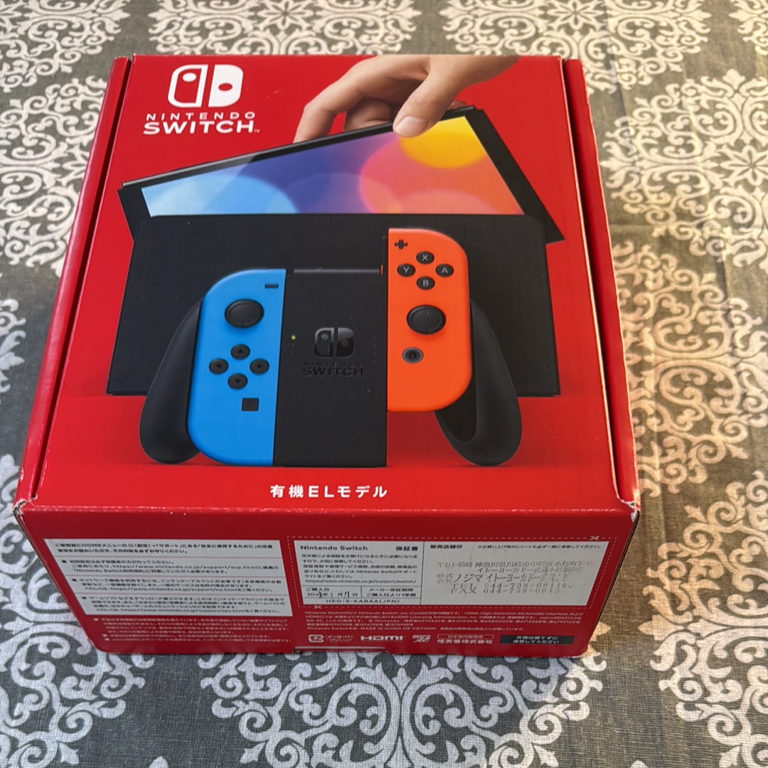 Nintendo Switch 有機EL Model HEG-S-KABAA "Neon Blue / Neon Red"