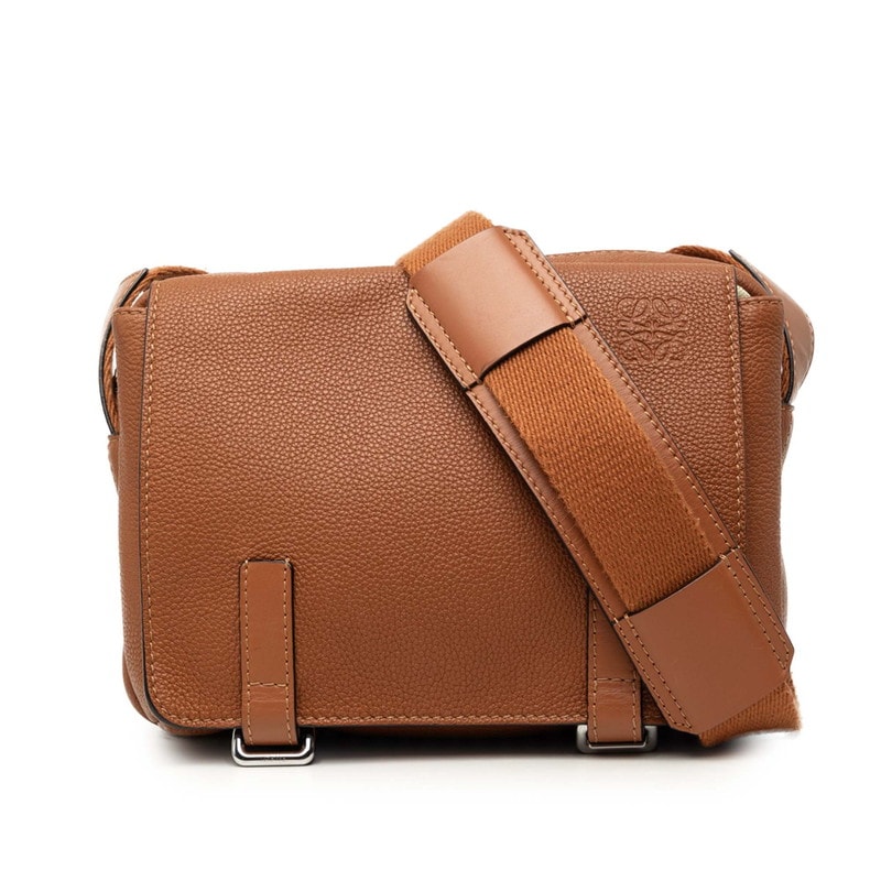 ロエベ アナグラム ミリタリー メッセンジャーバッグ ショルダーバッグ ブラウン レザー レディース LOEWE 中古