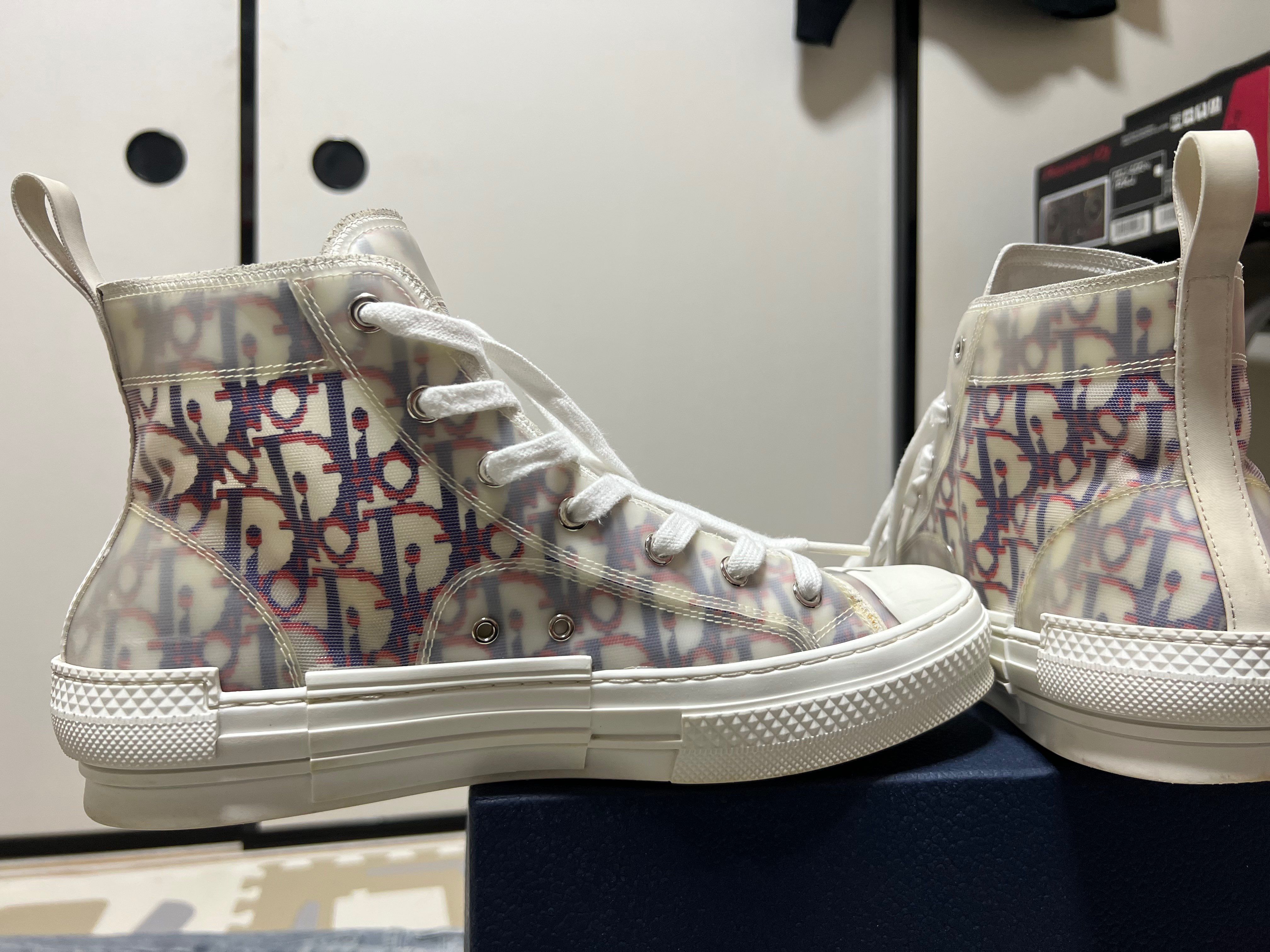 Dior x Sacai Chelsea Boots Nuback Calafskin "White"