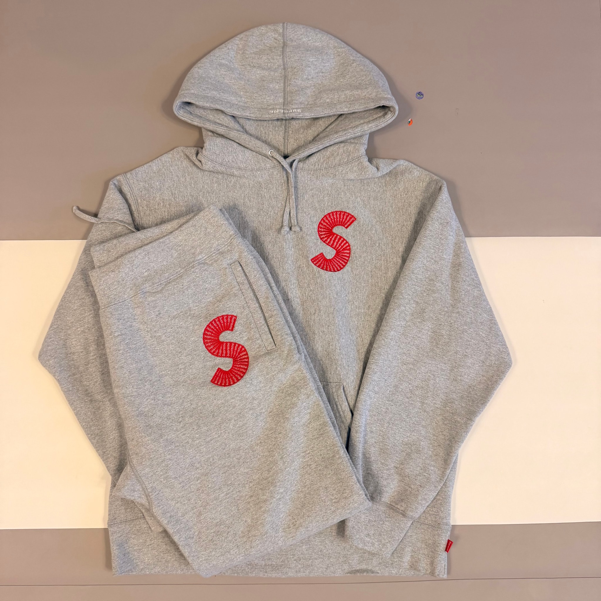 Supreme S Logo Hooded Sweatshirt "Heather Grey" (20FW)