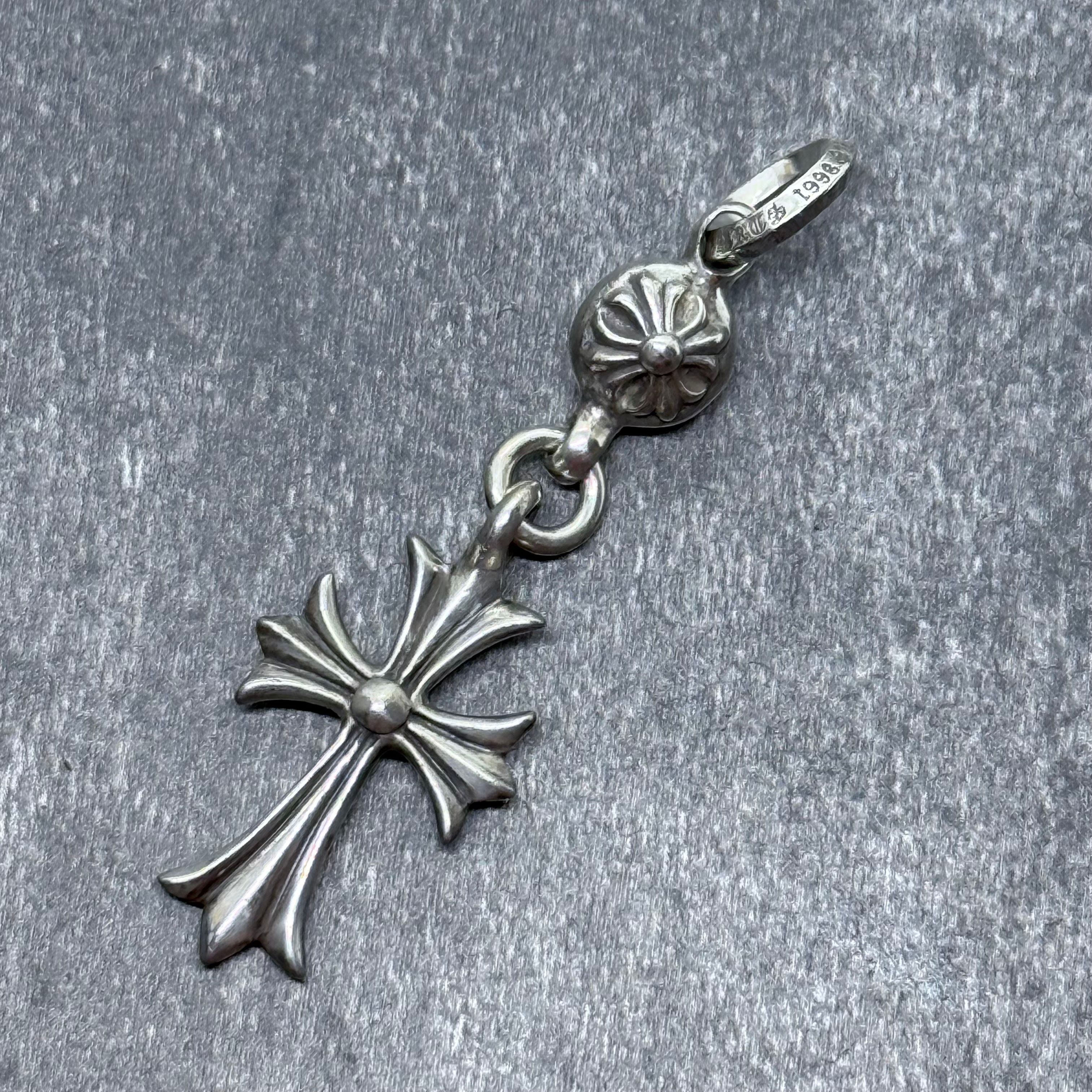 Chrome Hearts 1 Ball Tiny CH Cross Charm "Silver"