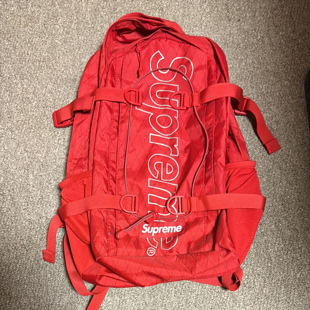 Supreme 18FW Backpack "Red"