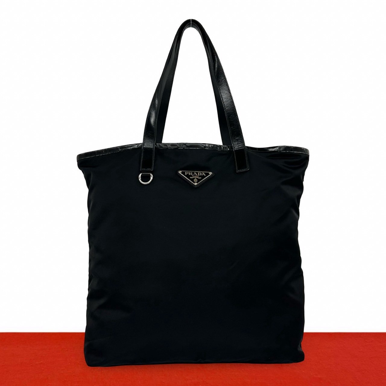 PRADA プラダ 三角ロゴ 金具 ナイロン レザー トートバッグ ブラック
 05385