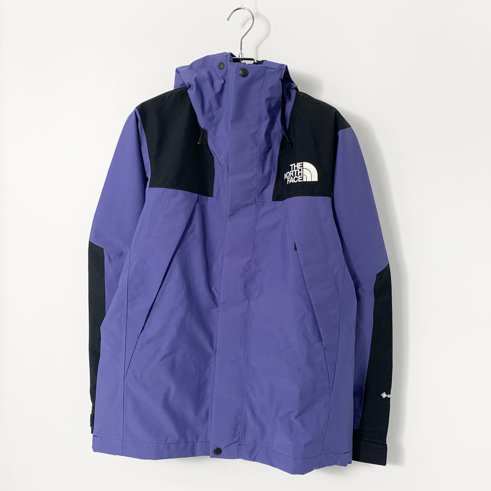 The North Face Mountain Jacket "Cave Blue"