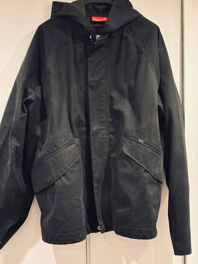 Supreme Hooded Raglan Jacket "Black"