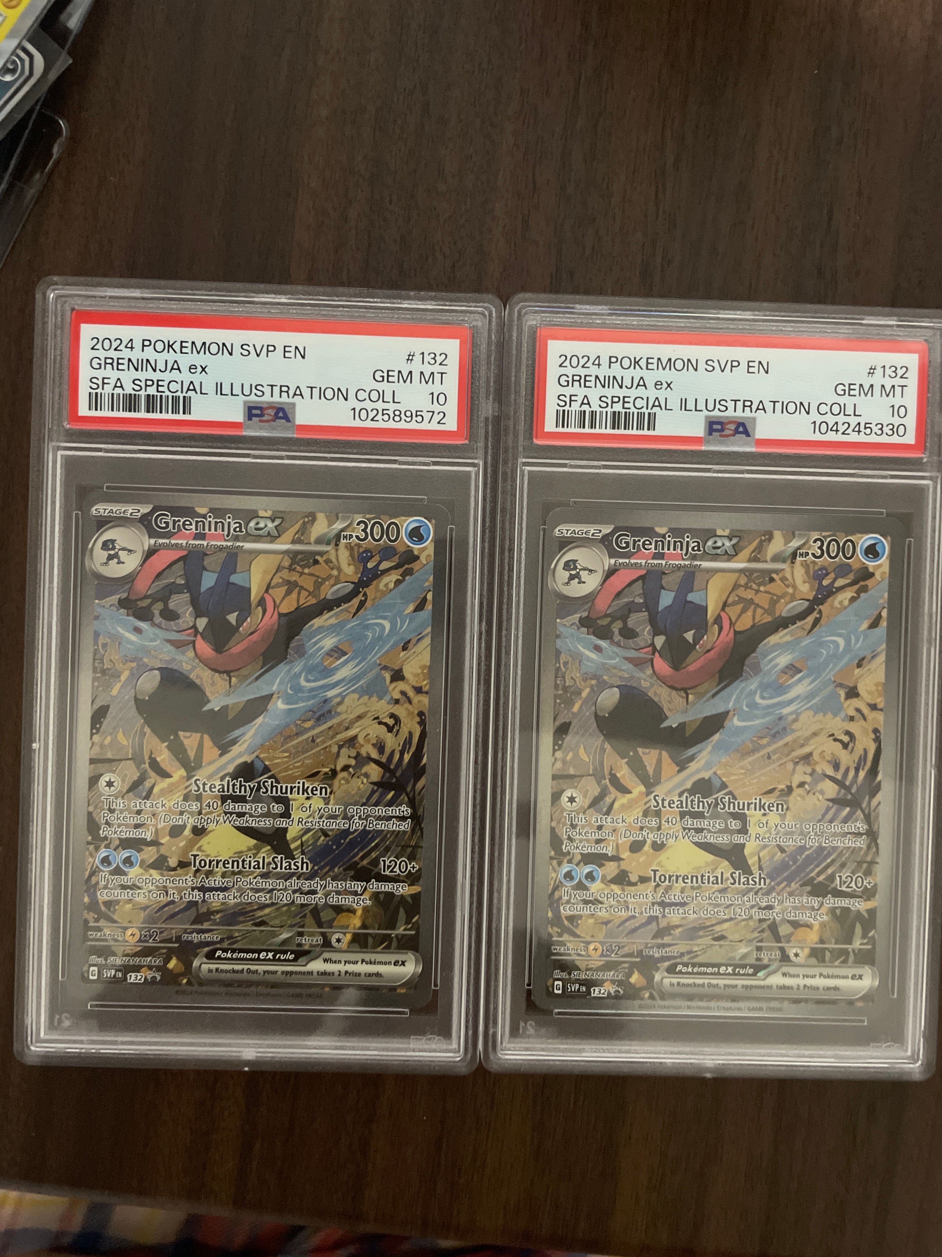 ゲッコウガex P [SVP EN 132]【英語版】(スカーレット&バイオレット「シュラウデッドフェイブル ゲッコウガex スペシャルイラストレーション コレクション」)