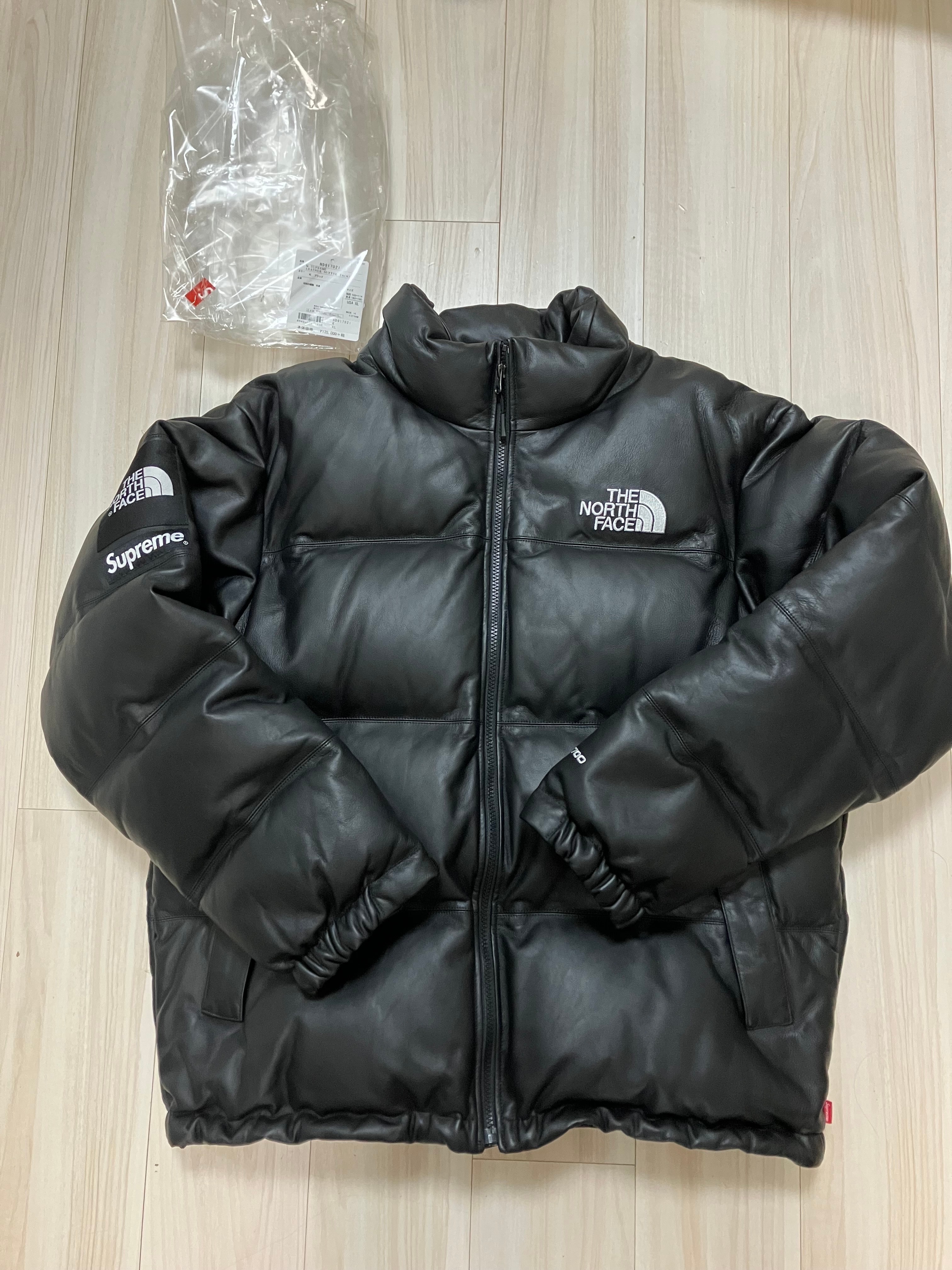 Supreme x The North Face Leather Nuptse Jacket "Black"