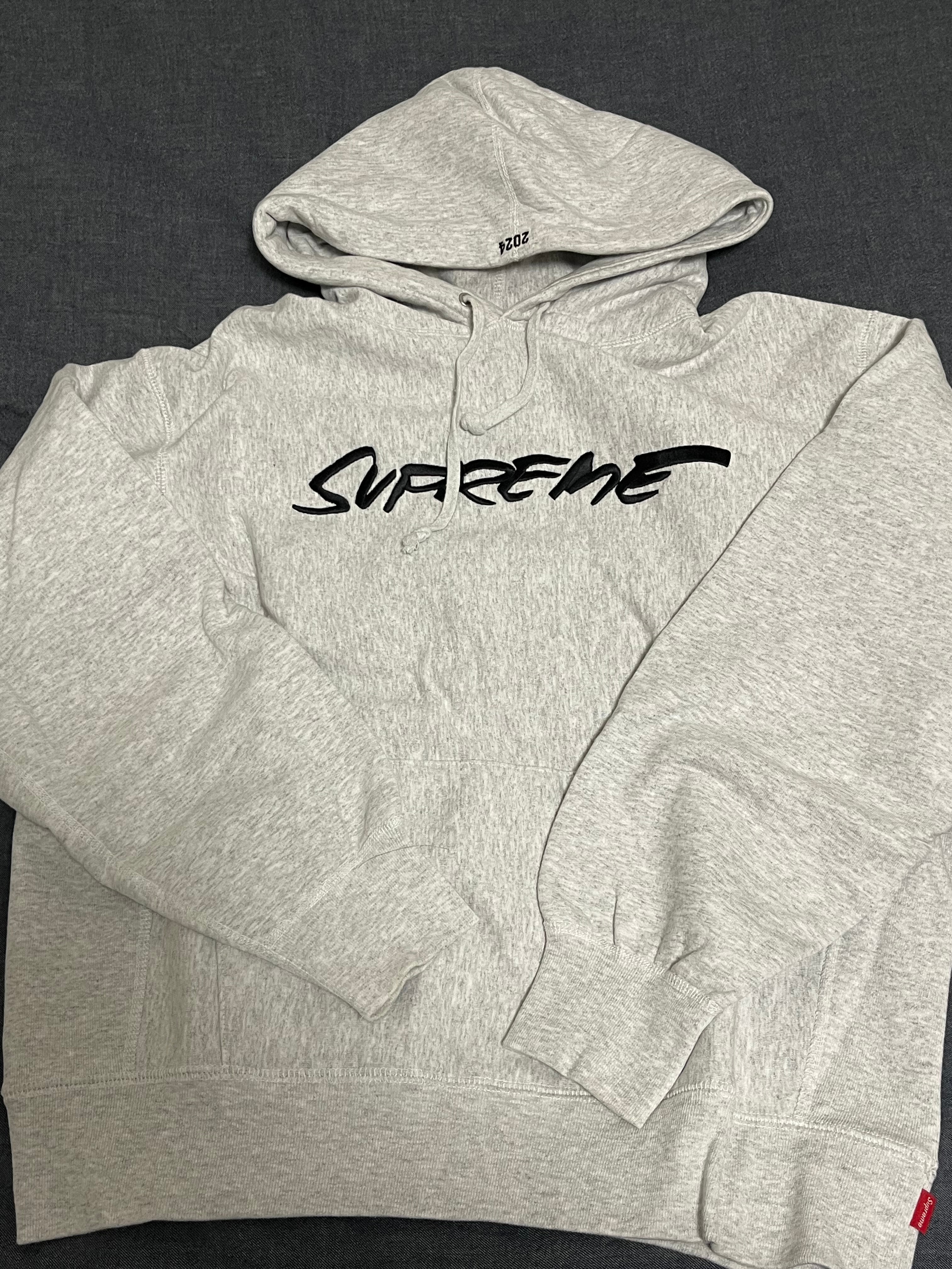 目立った傷や汚れなし】シュプリーム フューチュラ フーデッド