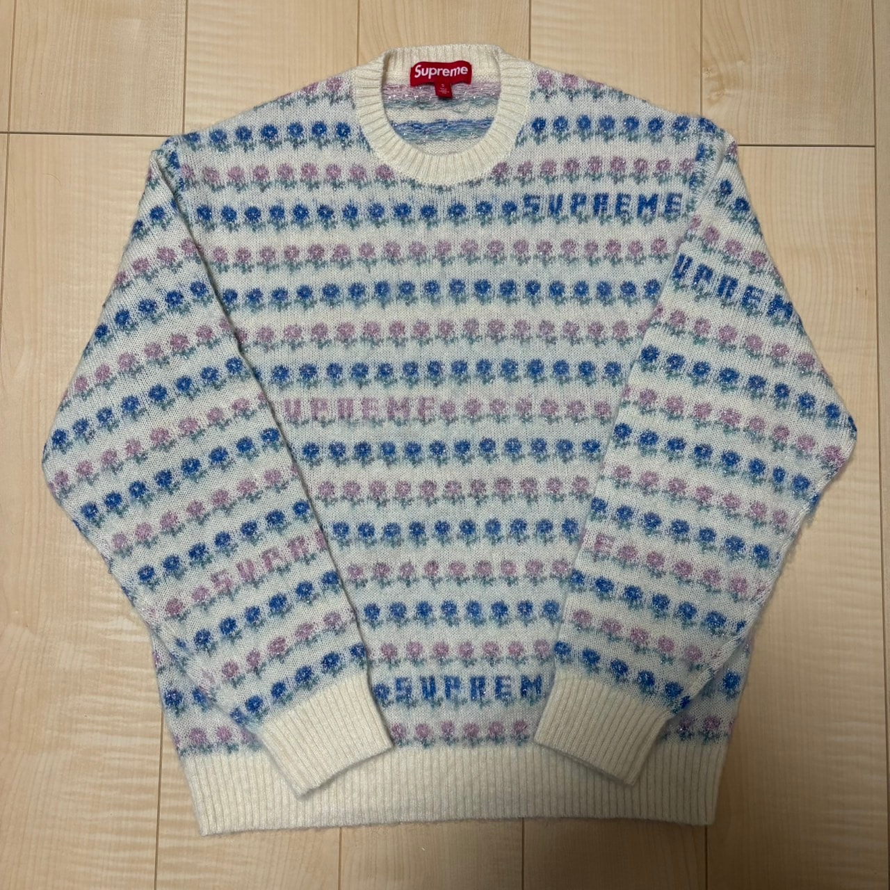 Supreme Small Box Speckle Sweater 
