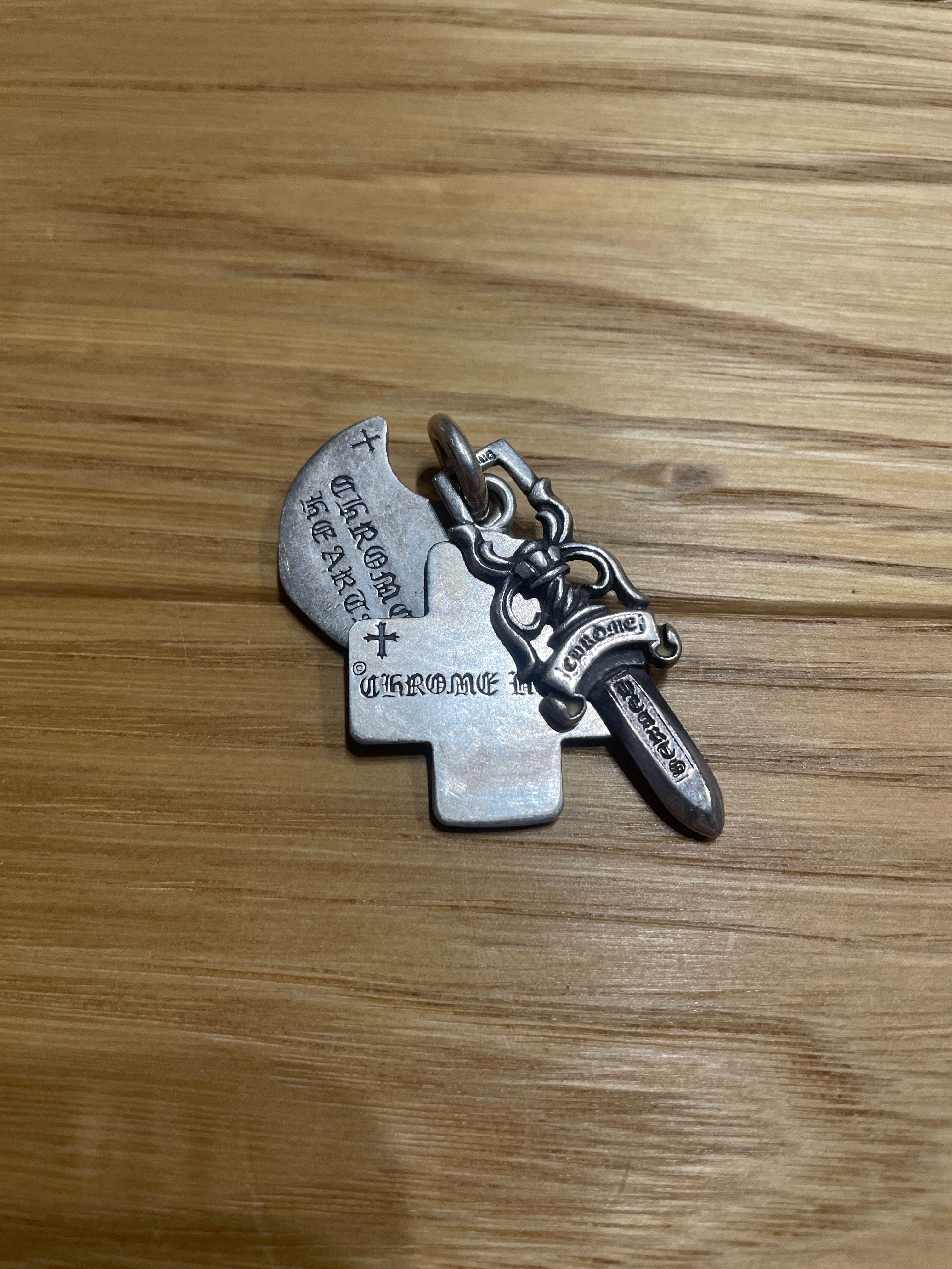 Chrome Hearts 3 Trinket Pendant "Silver"