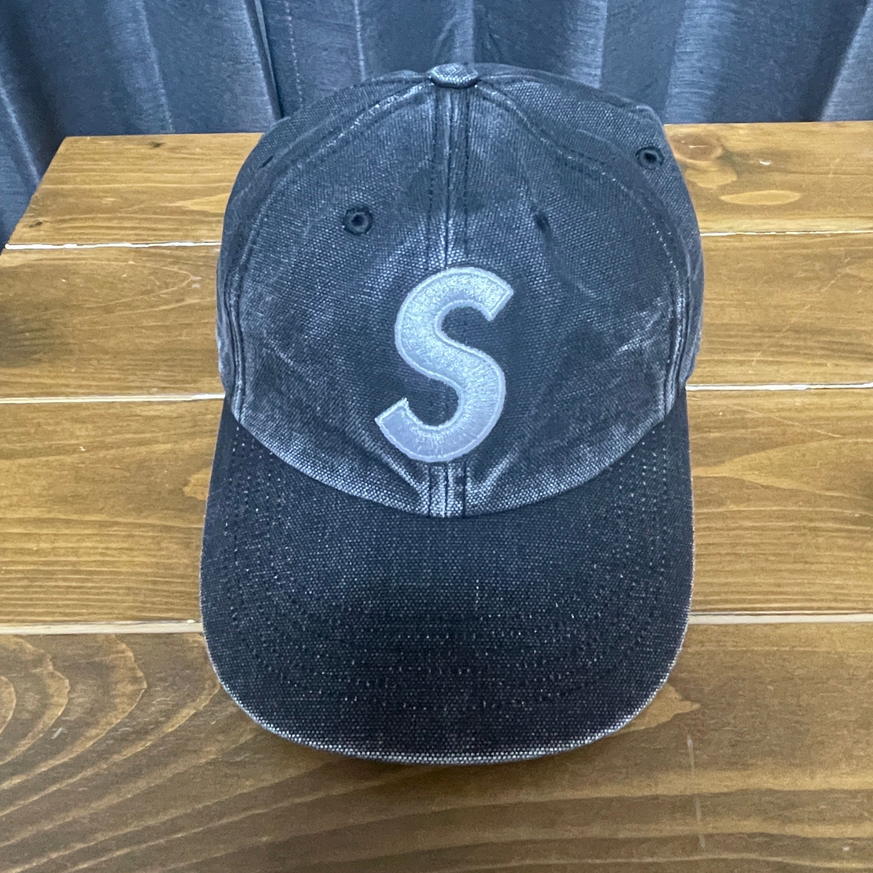 Supreme Pigment Canvas S Logo 6-Panel "Black"