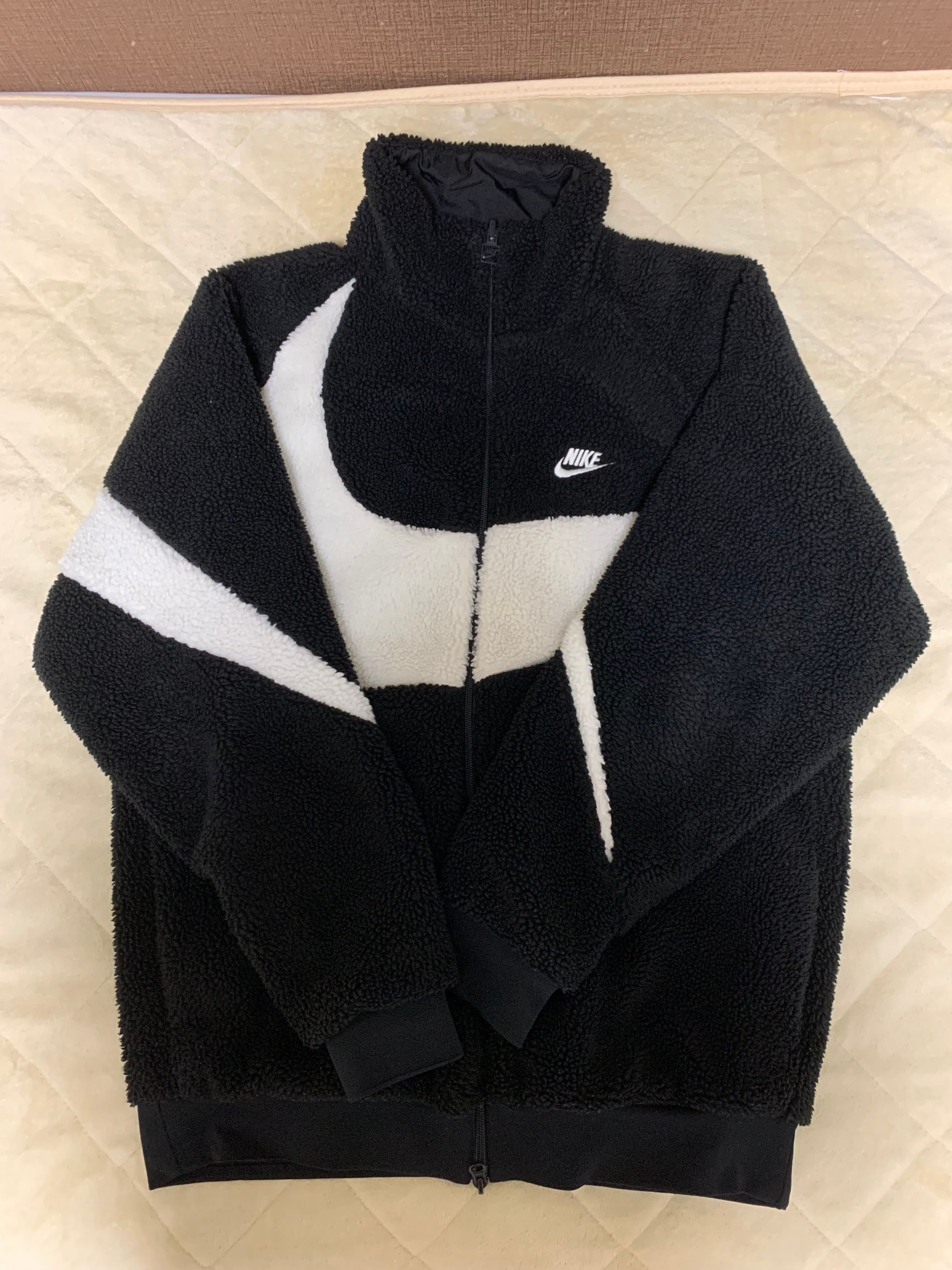 Nike Big Swoosh Reversible Boa Jacket "Black Sail"
