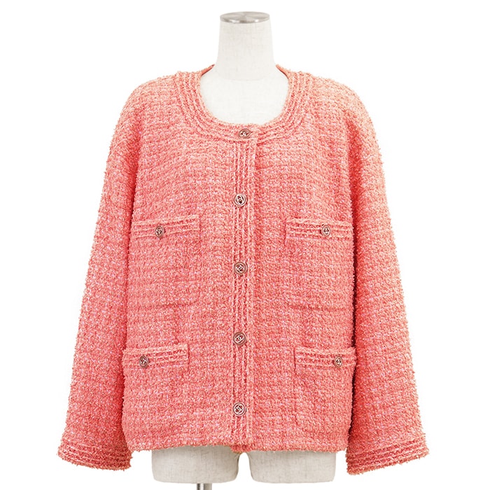 【美品】CHANEL シャネル ノーカラージャケット サイズ 50 レディース P63187 ファンタジーツイード ラメ糸 シグネチャー ロゴ COCOマーク ボタン 5B アウター ピンク 桃色 フランス製 ヴィルジニー・ヴィアール期