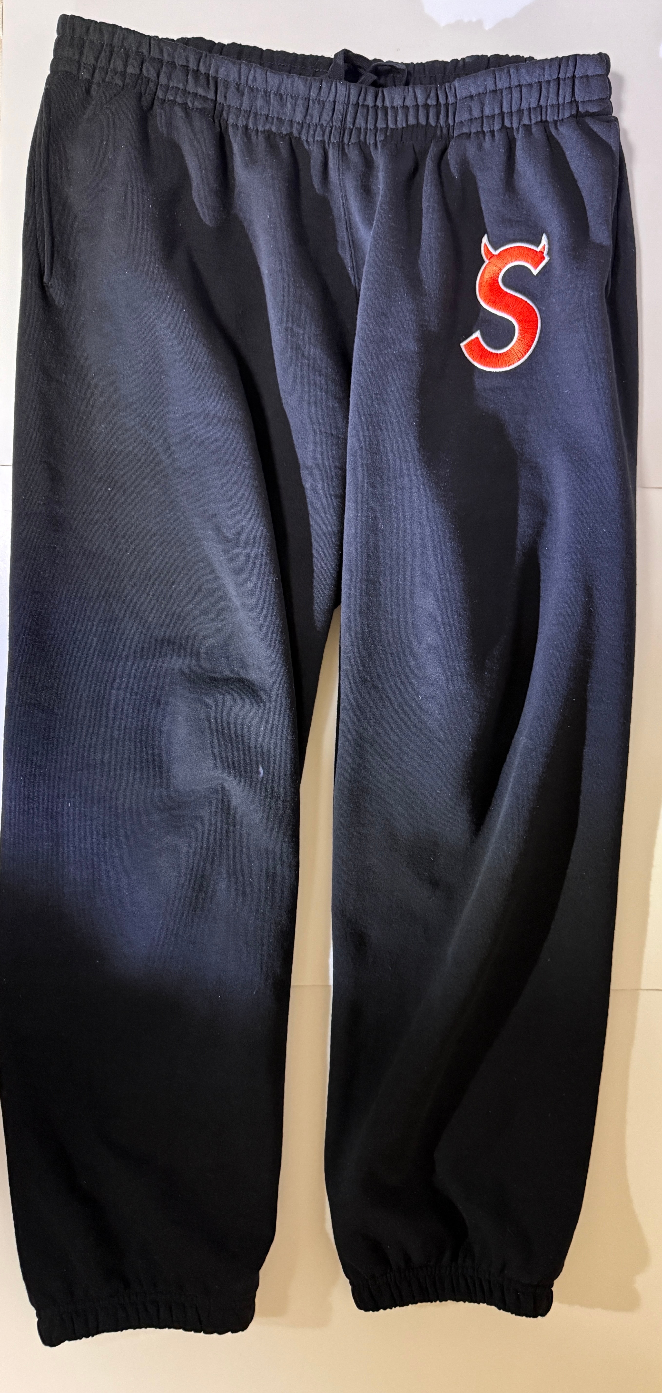 Supreme Devil S Logo Sweatpant "Black"