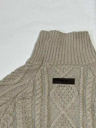 ESSENTIALS cable knit turtleneck