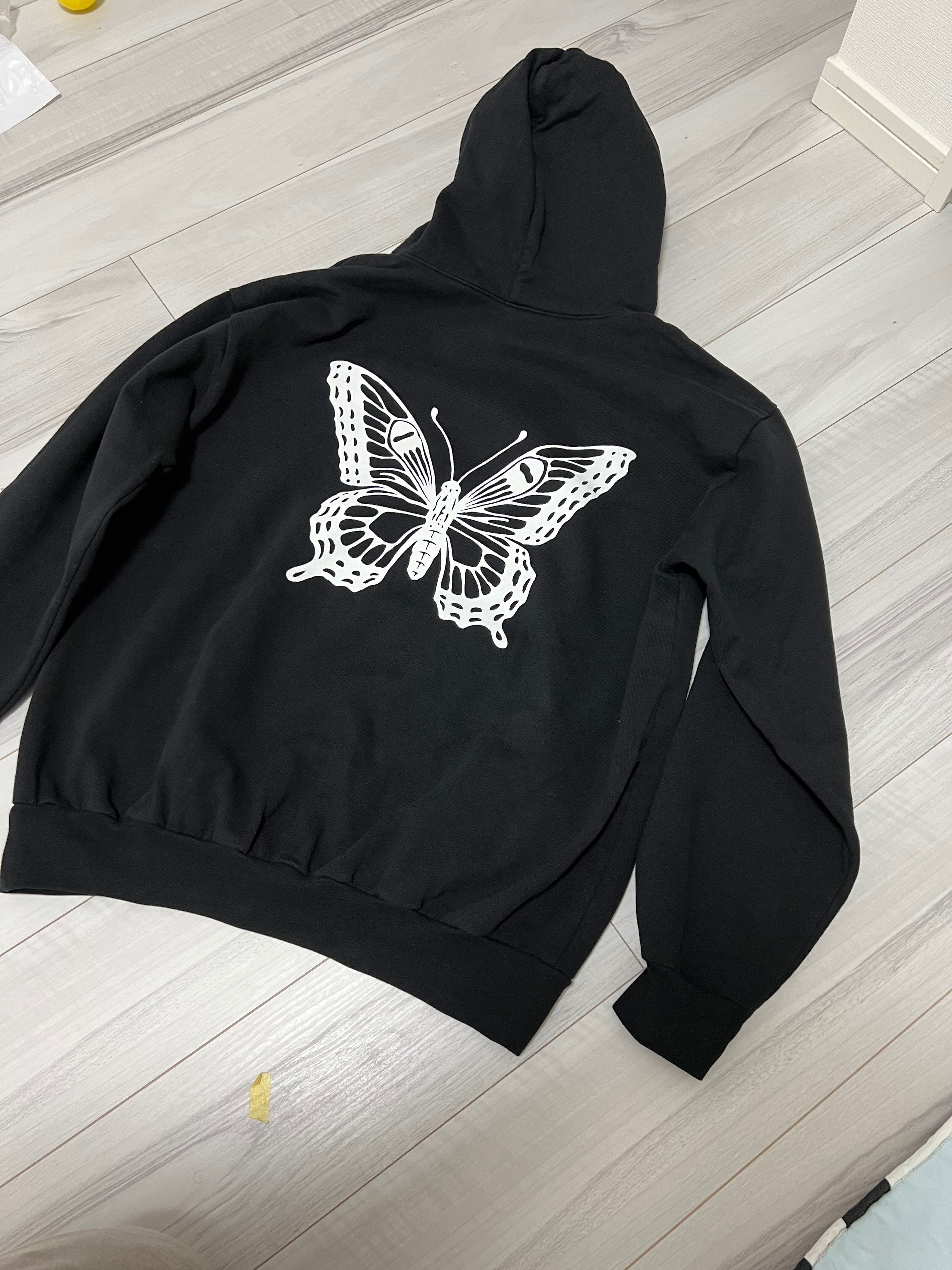 Girls Don't Cry ガールズドントクライ バタフライ パーカー