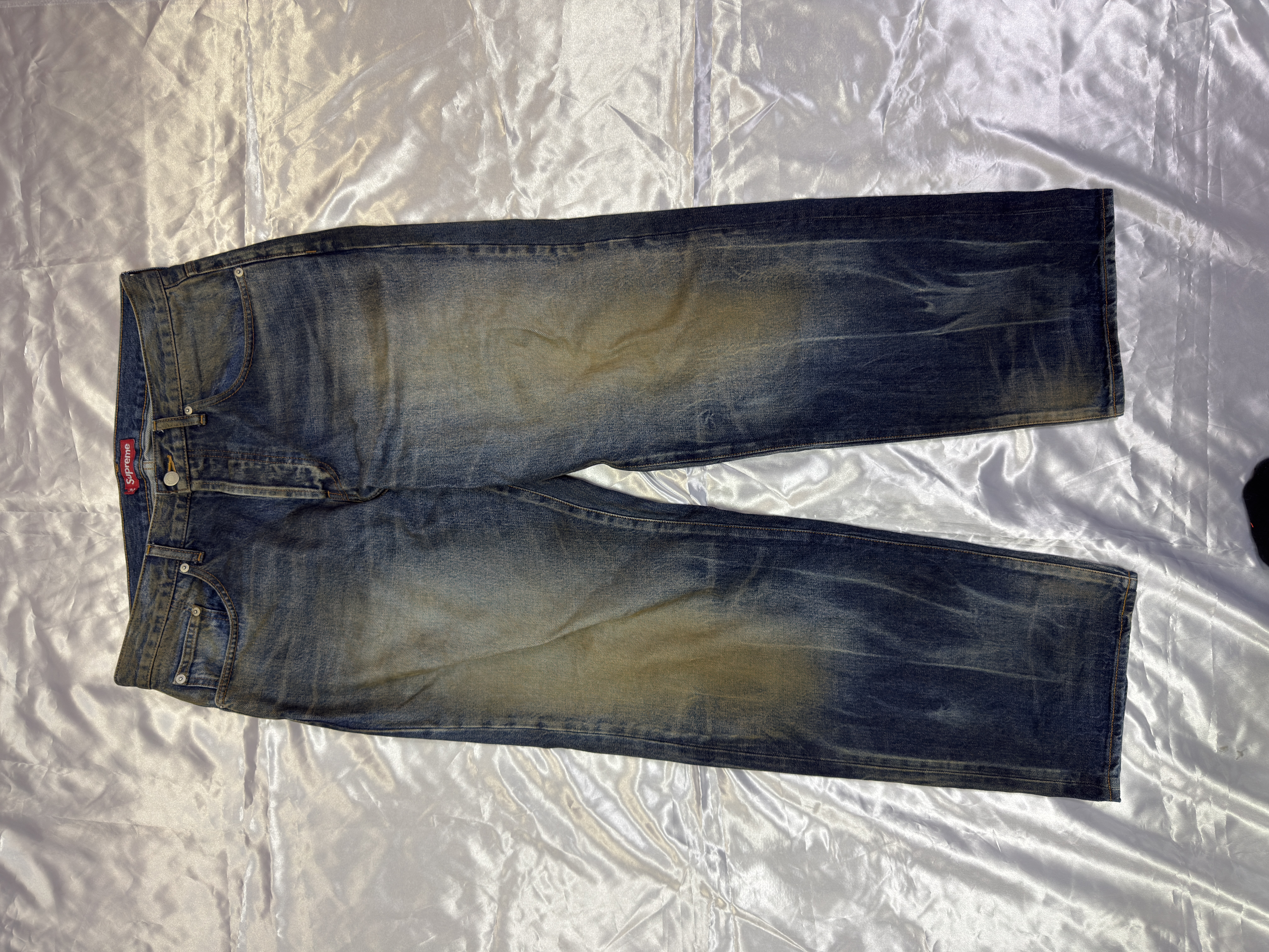 Supreme Distressed Loose Fit Selvedge Jean "Washed Indigo" (25SS)