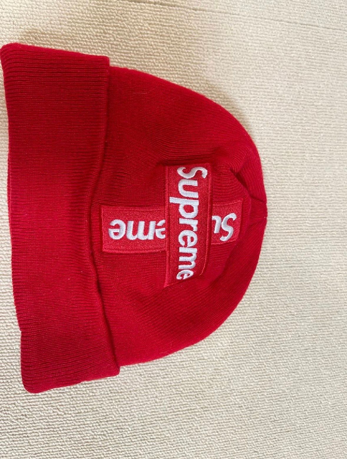 Supreme New Era® Cross Box Logo Beanie "Red"