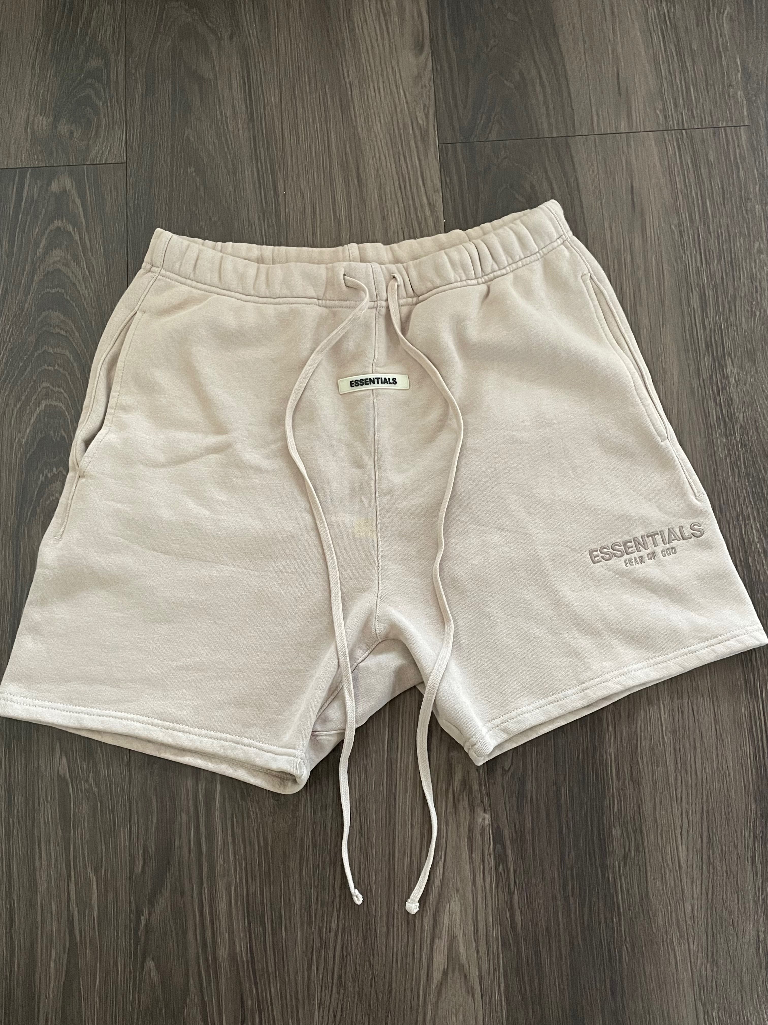 FEAR OF GOD ESSENTIALS Sweat Shorts "Tan"
