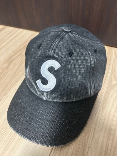 Supreme Pigment Canvas S Logo 6-Panel "Black"